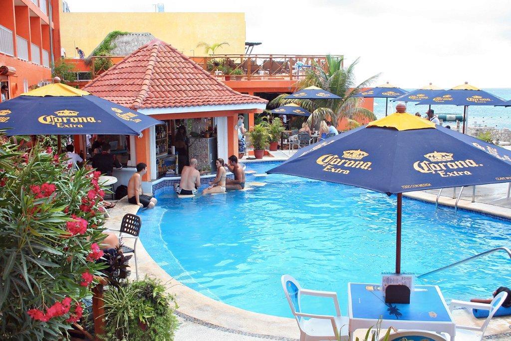 Hotel Barracuda Cozumel Bagian luar foto